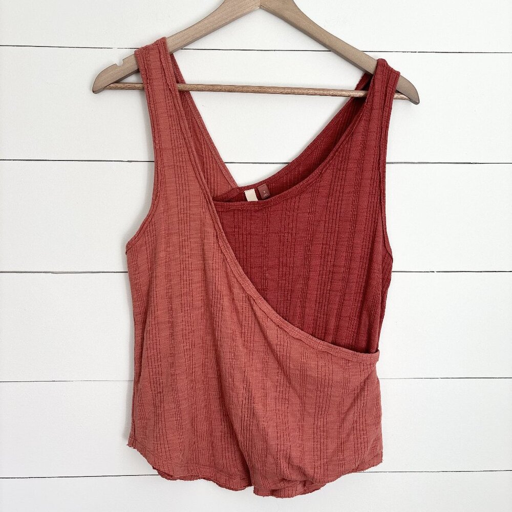Pilcro Anthropologie two toned cross over pinkish red tank top Size Medium